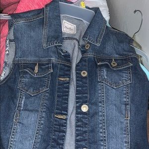 jean vest